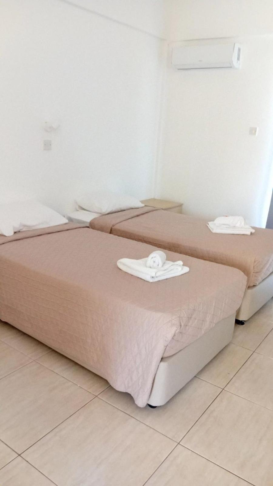 Napa Charles Apts Ajia Napa Zewnętrze zdjęcie