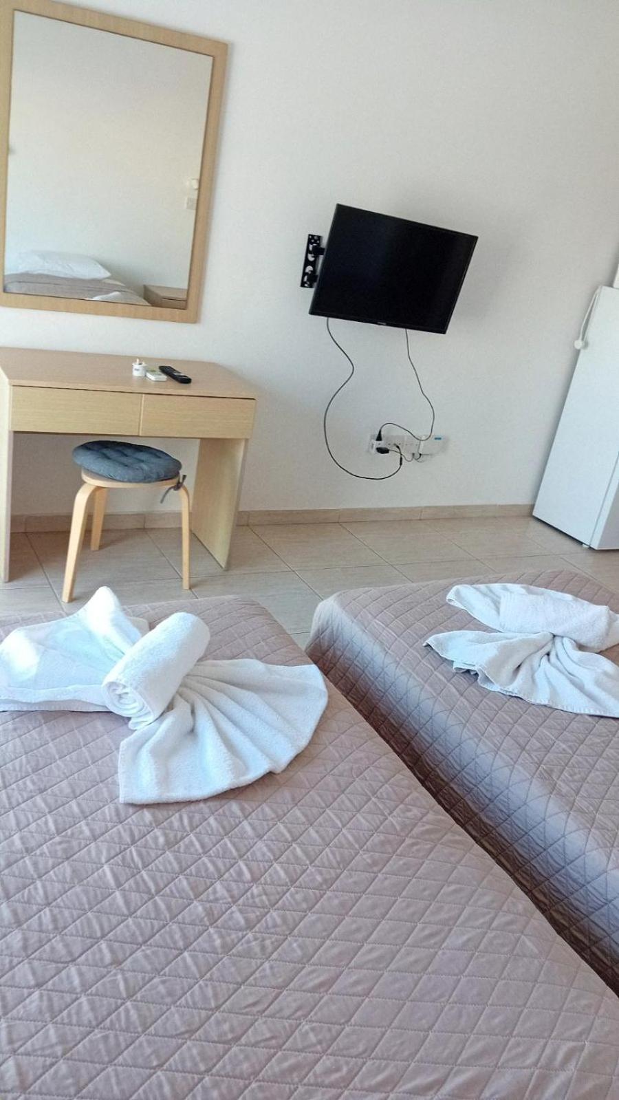 Napa Charles Apts Ajia Napa Zewnętrze zdjęcie