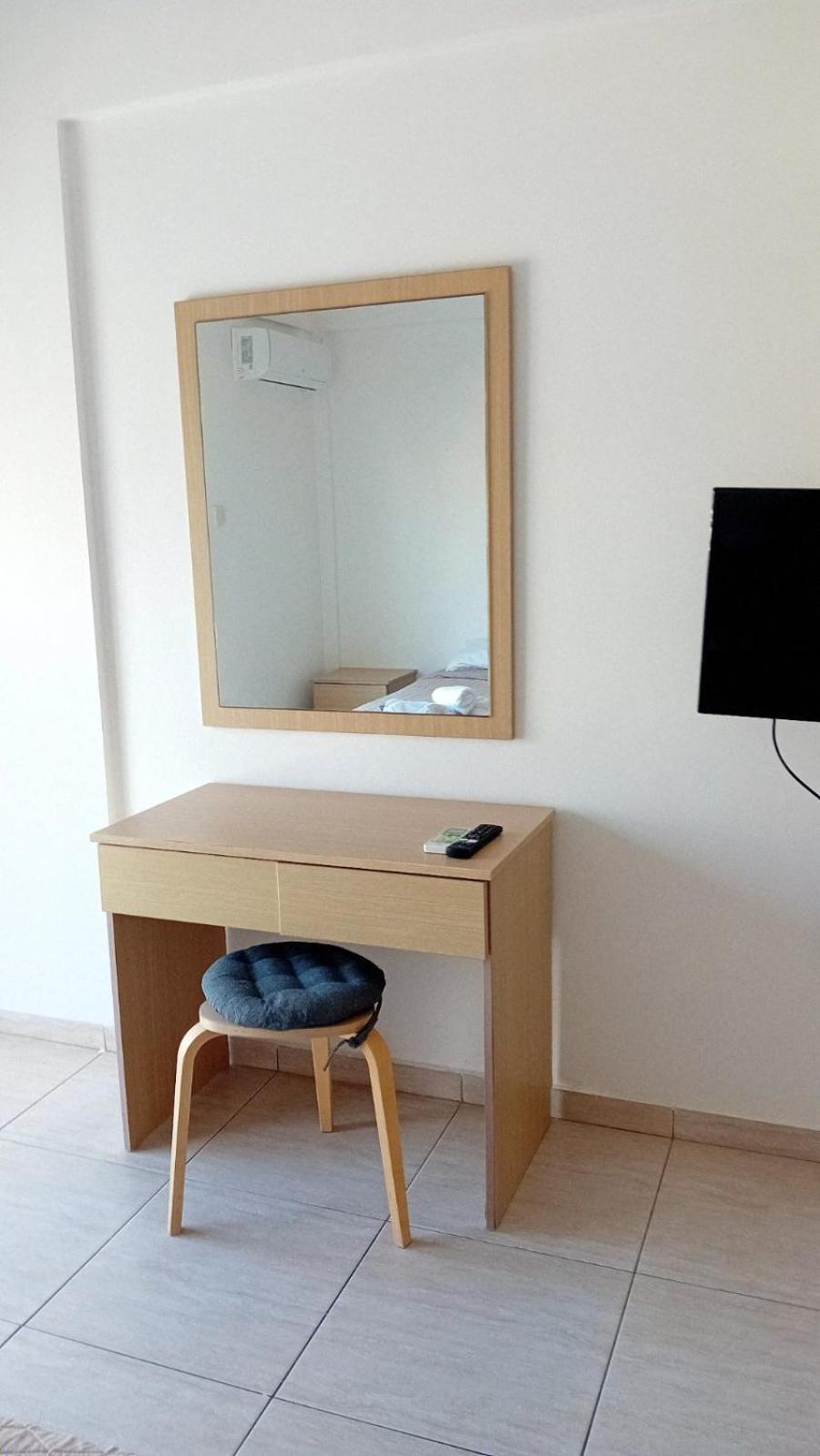 Napa Charles Apts Ajia Napa Zewnętrze zdjęcie