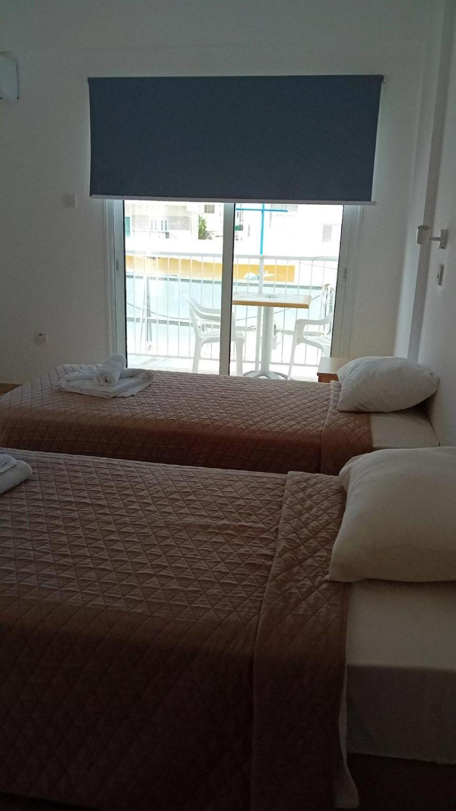 Napa Charles Apts Ajia Napa Zewnętrze zdjęcie